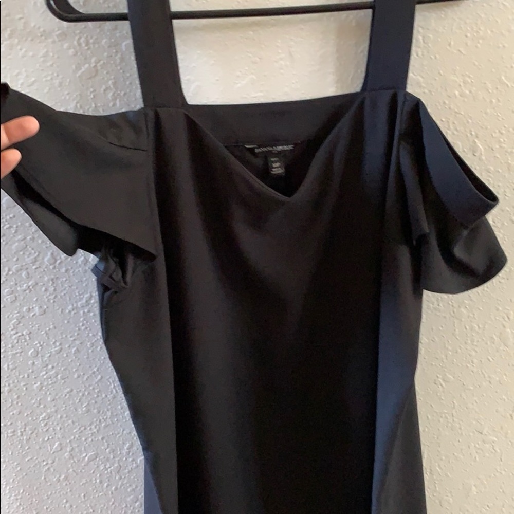 Banana republic black cold shoulder dress gorgeous